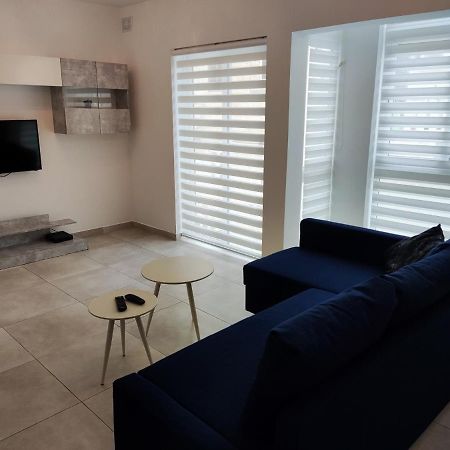Modern Apartment In Gzira מראה חיצוני תמונה