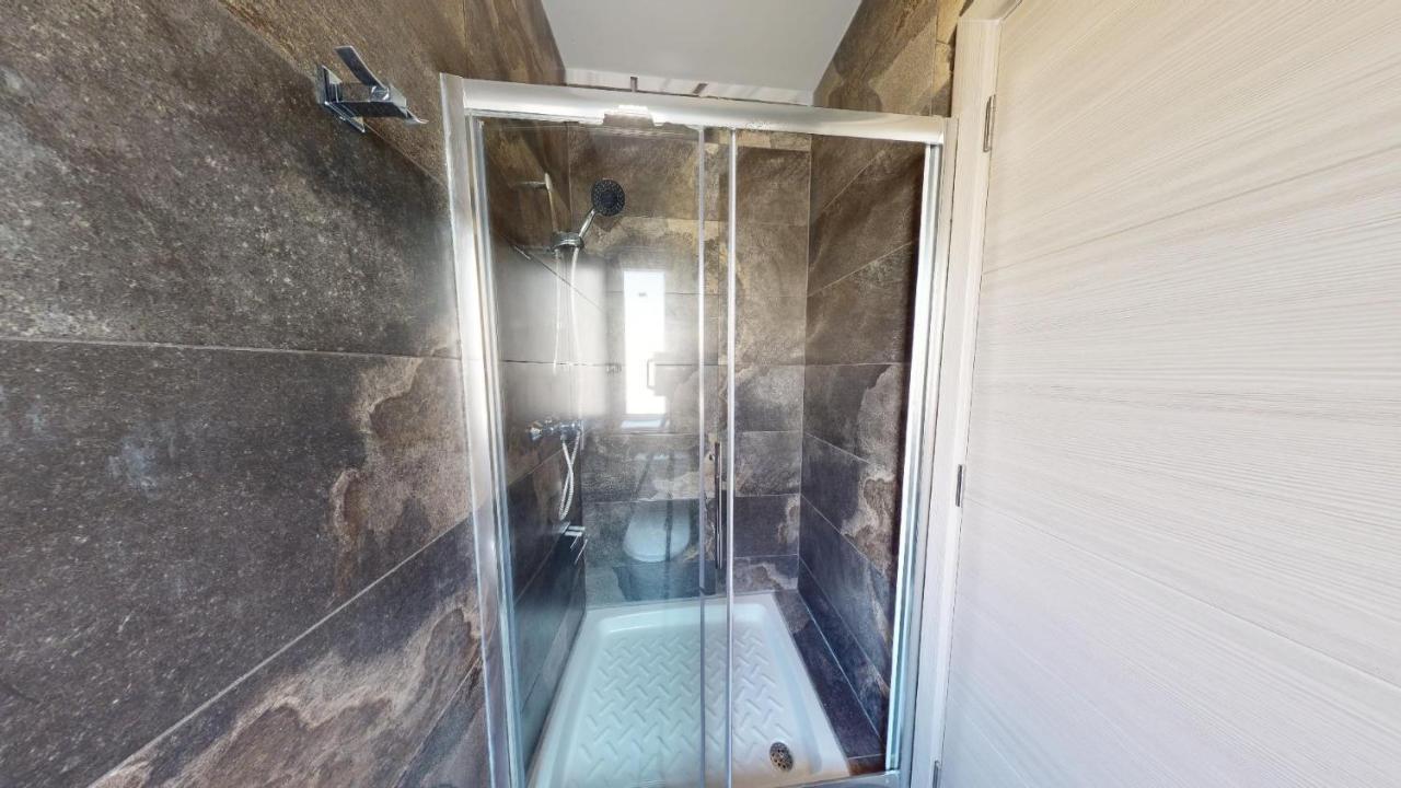 Modern Apartment In Gzira מראה חיצוני תמונה